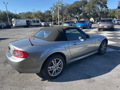 2013 Mazda MX-5 Miata Sport