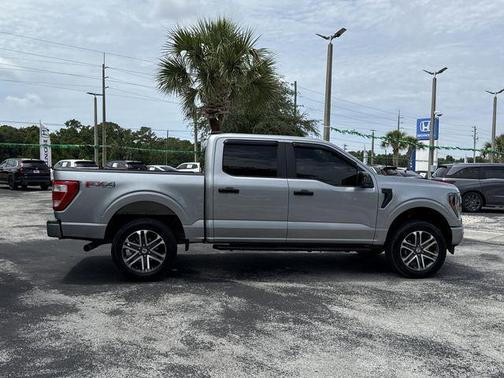 Iconic Silver Metallic 2023 Ford F-150 XL