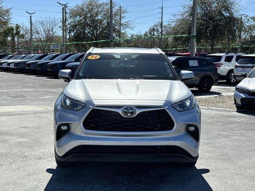 2022 Toyota Highlander XLE