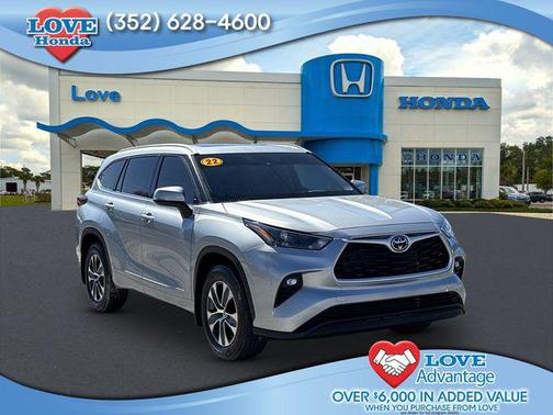 2022 Toyota Highlander XLE