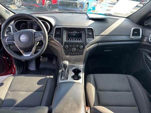 2021 Jeep Grand Cherokee Laredo