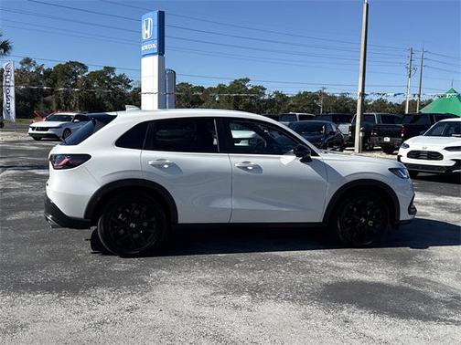 2025 Honda HR-V AWD Sport