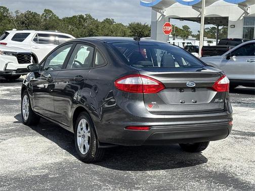 2015 Ford Fiesta SE