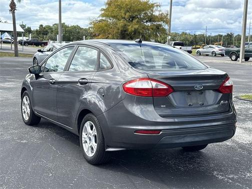 2015 Ford Fiesta SE