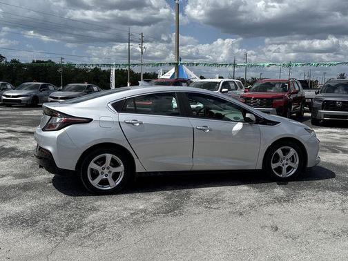 2017 Chevrolet Volt LT