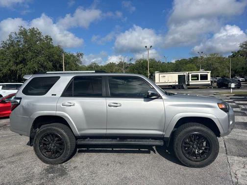 Classic Silver Metallic 2021 Toyota 4Runner SR5