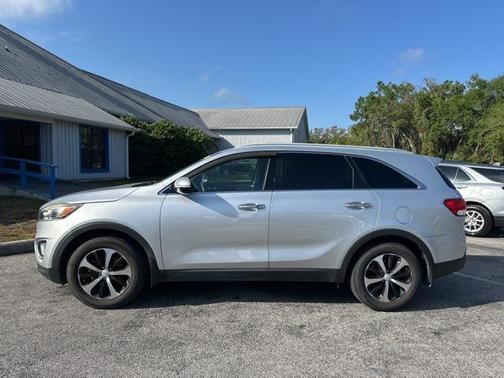 2017 Kia Sorento EX