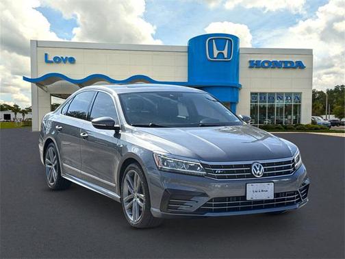 2019 Volkswagen Passat 2.0T R-Line