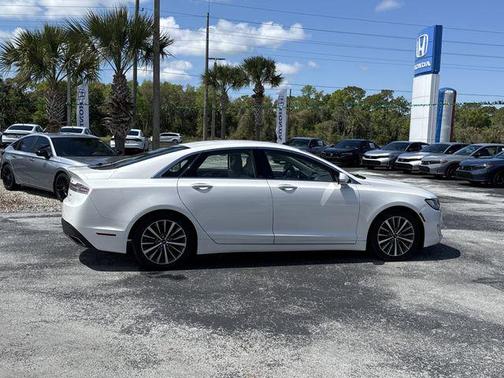 White Platinum Metallic Tri-Coat 2019 Lincoln MKZ Reserve I