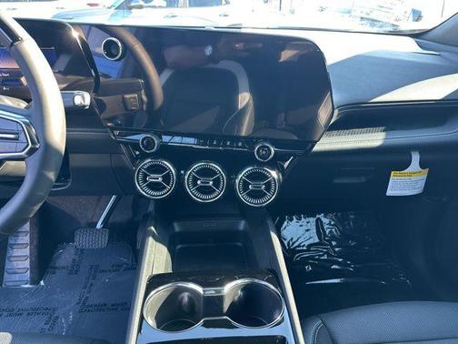 2025 Chevrolet Blazer EV AWD LT