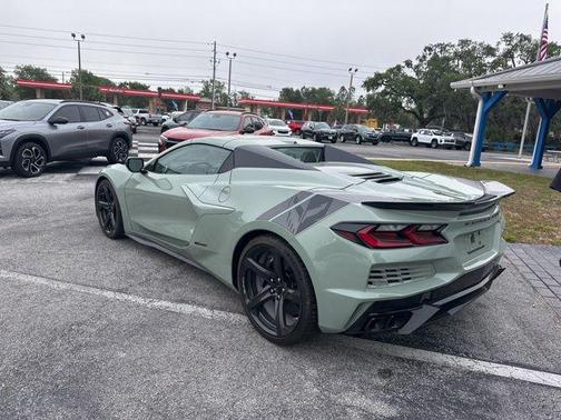 Cacti Green 2024 Chevrolet Corvette E-Ray RWD Convertible 3LZ