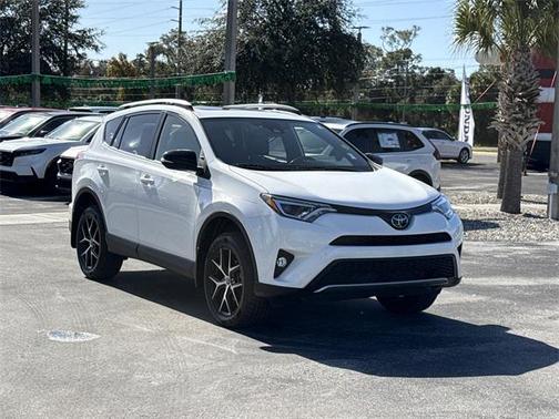2018 Toyota RAV4 SE