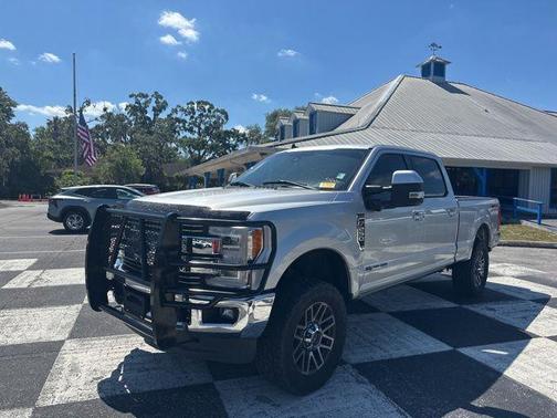 Ingot Silver Metallic 2019 Ford F-250 Lariat