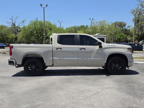 White Sands 2026 Chevrolet Silverado 1500 Custom
