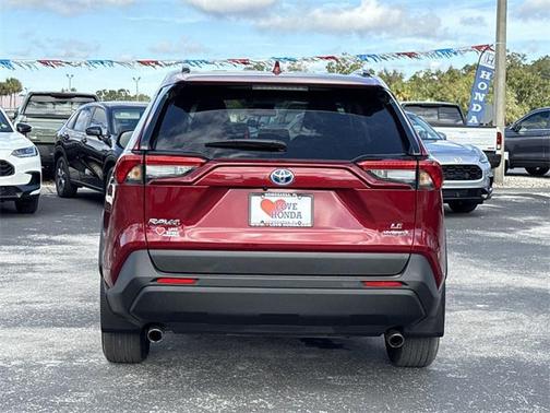 2024 Toyota RAV4 Hybrid LE