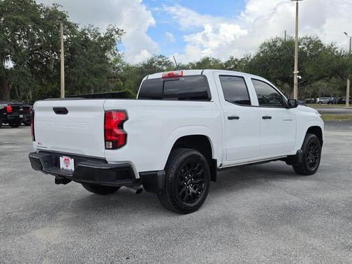 Summit White 2026 Chevrolet Colorado WT