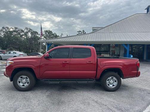 Barcelona Red Metallic 2018 Toyota Tacoma SR