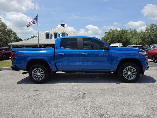 Glacier Blue Metallic 2024 Chevrolet Colorado LT