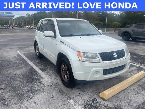 2008 Suzuki Grand Vitara Base