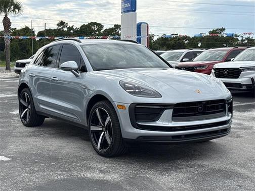 2024 Porsche Macan T
