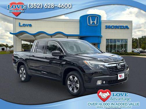 Crystal Black Pearl 2017 Honda Ridgeline RTL