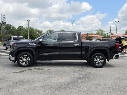 Onyx Black 2026 GMC Sierra 1500 SLT