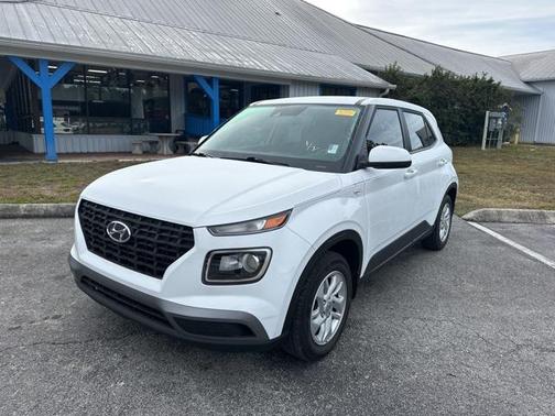 2021 Hyundai VENUE SE