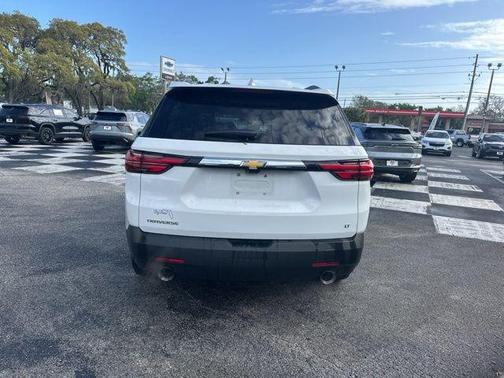 Summit White 2023 Chevrolet Traverse LT Cloth