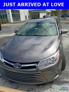 2017 Toyota Camry LE