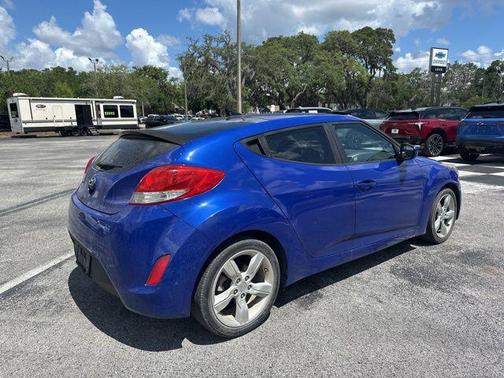 Marathon Blue Pearl 2014 Hyundai Veloster Base