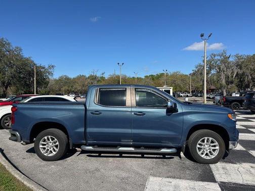 Lakeshore Blue Metallic 2024 Chevrolet Silverado 1500 LT