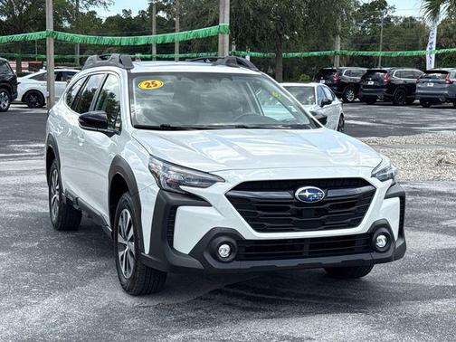 Crystal White Pearl 2025 Subaru Outback Premium