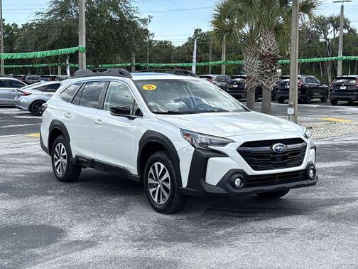 Crystal White Pearl 2025 Subaru Outback Premium