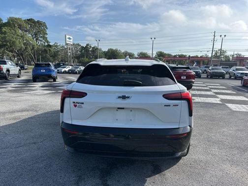 Summit White 2024 Chevrolet Blazer EV eAWD RS