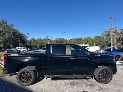 2023 Chevrolet Silverado 1500 Custom Trail Boss