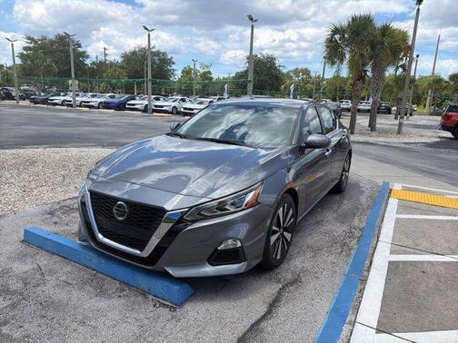Gun Metallic 2021 Nissan Altima 2.5 SV