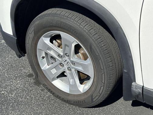 2023 Honda Pilot 2WD LX