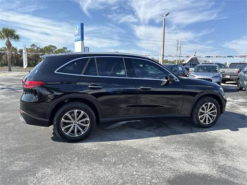 2023 Mercedes-Benz GLC 300 Base