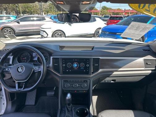 2020 Volkswagen Atlas 3.6L SE w/Technology