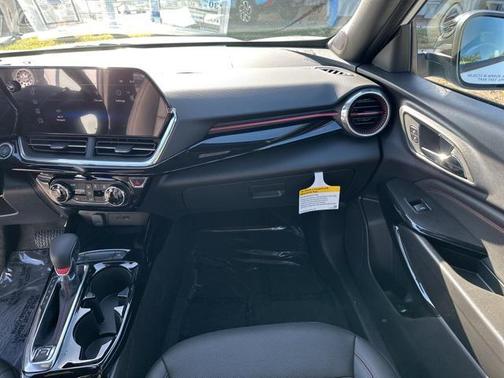 2025 Chevrolet Trax FWD 2RS