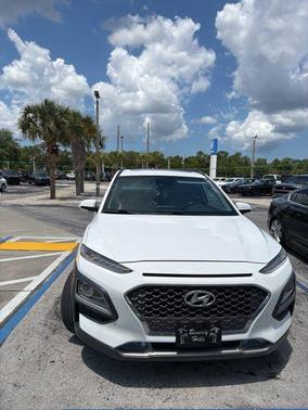 Lunar White 2021 Hyundai KONA Limited