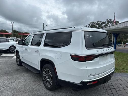 2023 Jeep Wagoneer L Series II 4x4
