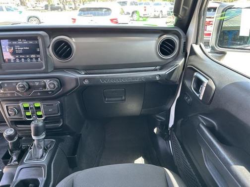 2022 Jeep Wrangler Unlimited Sport