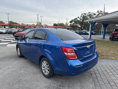 2020 Chevrolet Sonic FWD Sedan LT