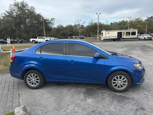 2020 Chevrolet Sonic FWD Sedan LT