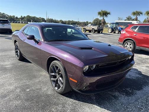 2022 Dodge Challenger SXT
