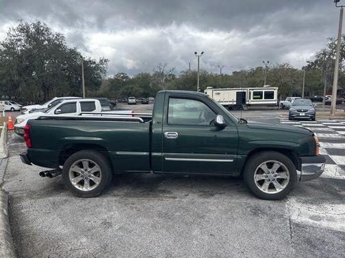 2004 Chevrolet Silverado 1500 LS