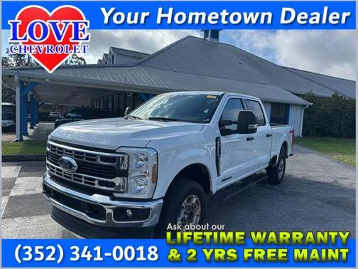 Oxford White 2025 Ford F-250 XLT