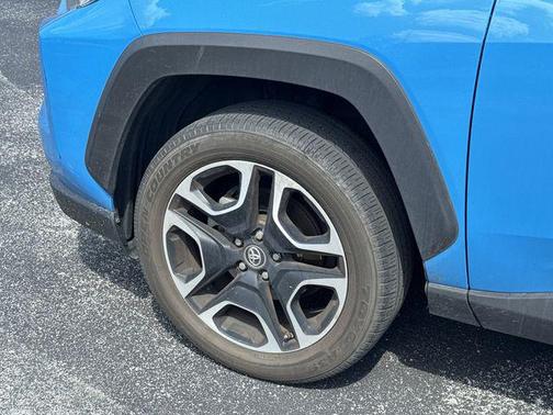 2019 Toyota RAV4 Adventure