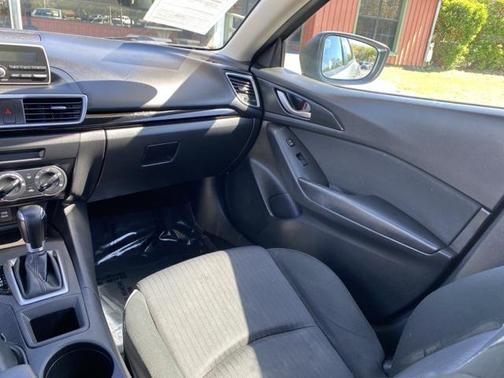 Liquid Silver Metallic 2015 Mazda Mazda3 i SV